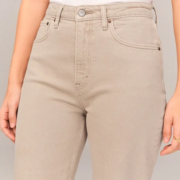 Abercrombie High Rise 90s Relaxed Curve Love, Oat, Size 6 Long Jeans - Picture 5 of 10